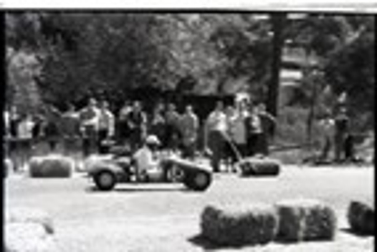 Hepburn Springs - All images from 1960 - Photographer Peter D'Abbs - Code HS60-113