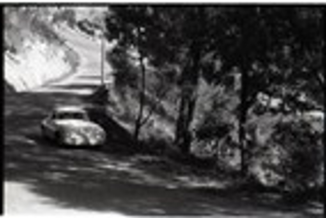 Hepburn Springs - All images from 1960 - Photographer Peter D'Abbs - Code HS60-123