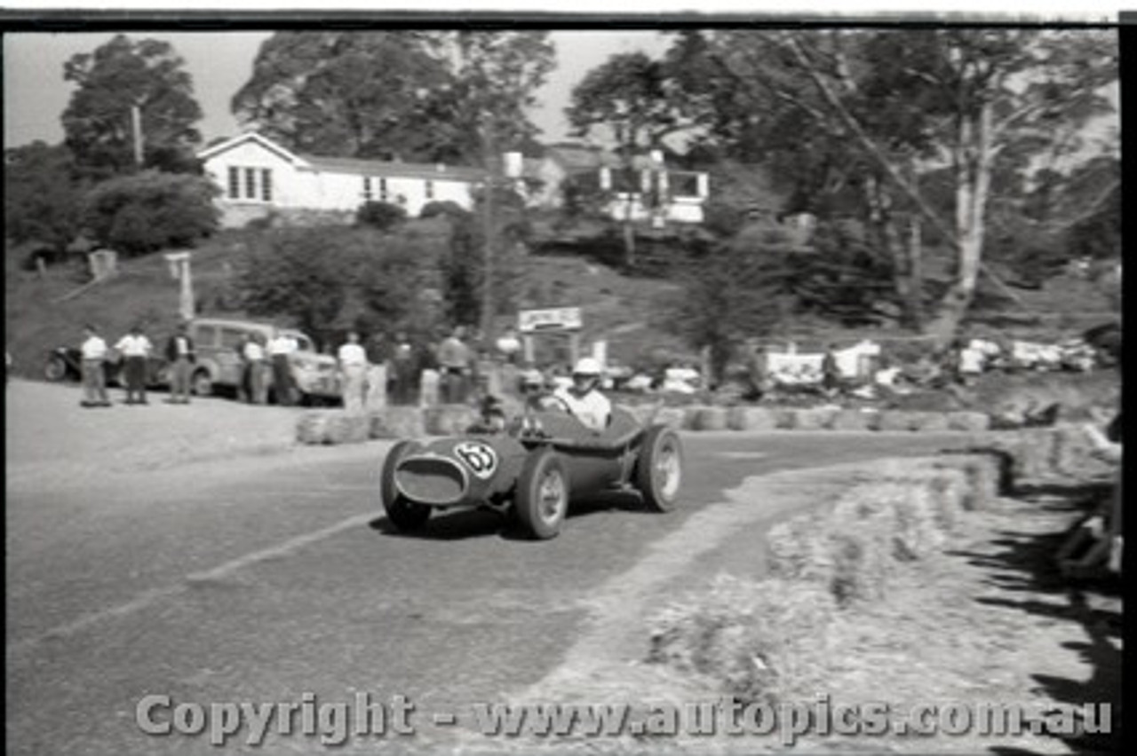 Hepburn Springs - All images from 1960 - Photographer Peter D'Abbs - Code HS60-179