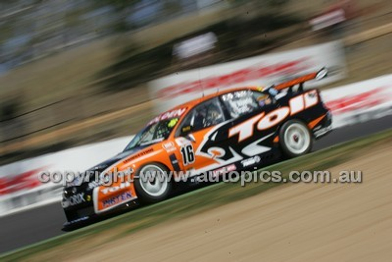 Super Cheap Auto 1000 Bathurst 8th October 2006 - Photographer Marshall Cass - Code 06-MC-B06-056