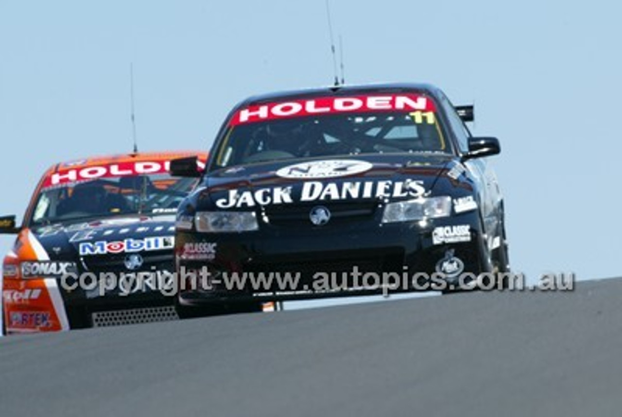 Super Cheap Auto 1000 Bathurst 8th October 2006 - Photographer Marshall Cass - Code 06-MC-B06-193