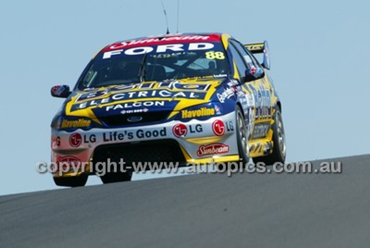 Super Cheap Auto 1000 Bathurst 8th October 2006 - Photographer Marshall Cass - Code 06-MC-B06-245