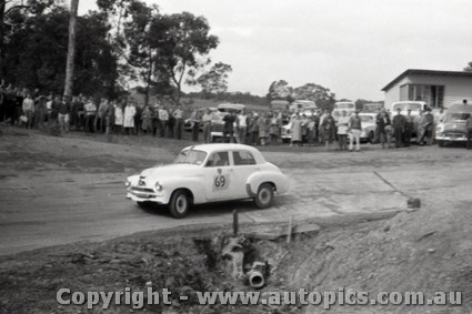 Hepburn Springs Hill Climb 1959 - Photographer Peter D'Abbs - Code 599002