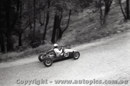 Hepburn Springs Hill Climb 1959 - Photographer Peter D'Abbs - Code 599013