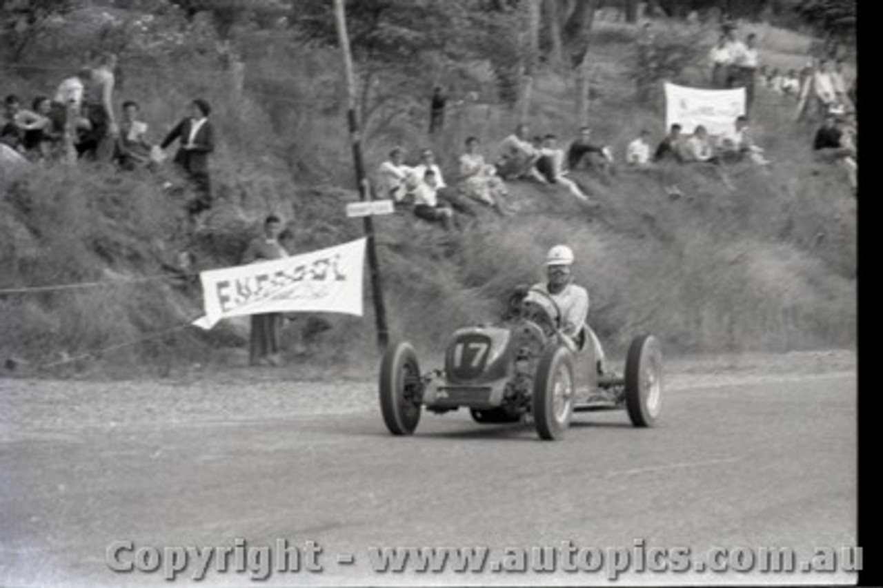 Hepburn Springs Hill Climb 1959 - Photographer Peter D'Abbs - Code 599030