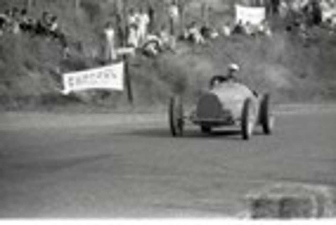 Hepburn Springs Hill Climb 1959 - Photographer Peter D'Abbs - Code 599033