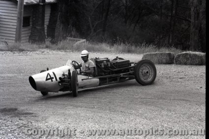 Hepburn Springs Hill Climb 1959 - Photographer Peter D'Abbs - Code 599036