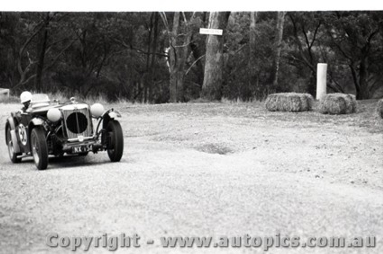 Hepburn Springs Hill Climb 1959 - Photographer Peter D'Abbs - Code 599087