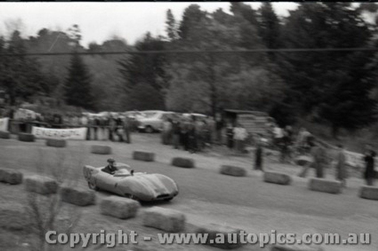 Hepburn Springs Hill Climb 1959 - Photographer Peter D'Abbs - Code 599103