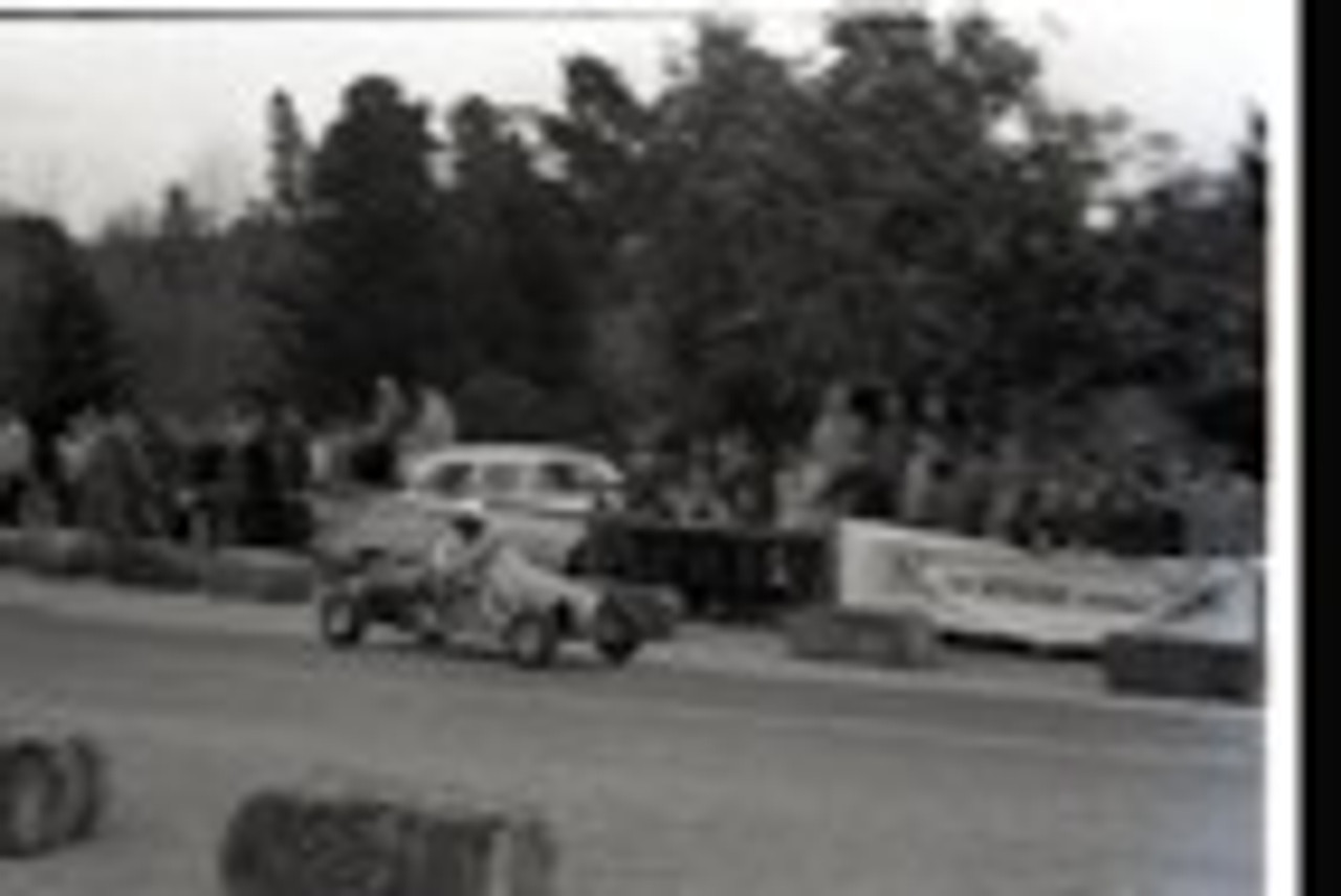 Hepburn Springs Hill Climb 1959 - Photographer Peter D'Abbs - Code 599105