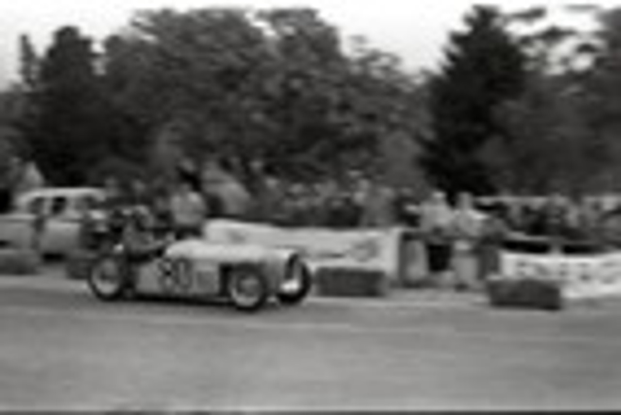 Hepburn Springs Hill Climb 1959 - Photographer Peter D'Abbs - Code 599109