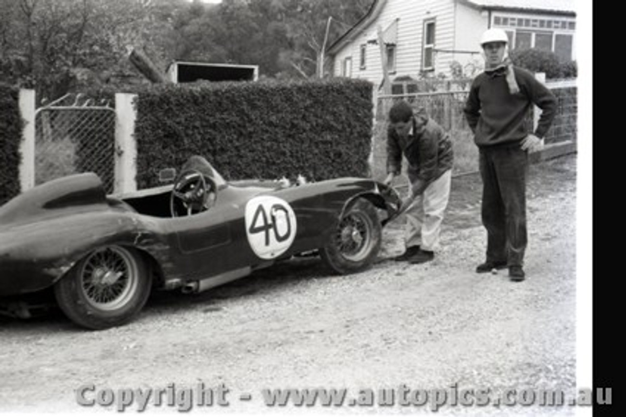 Hepburn Springs Hill Climb 1959 - Photographer Peter D'Abbs - Code 599117