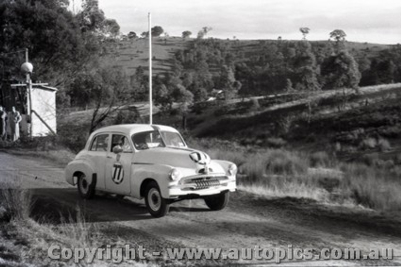 Rob Roy HillClimb 1959 - Photographer Peter D'Abbs - Code 599131