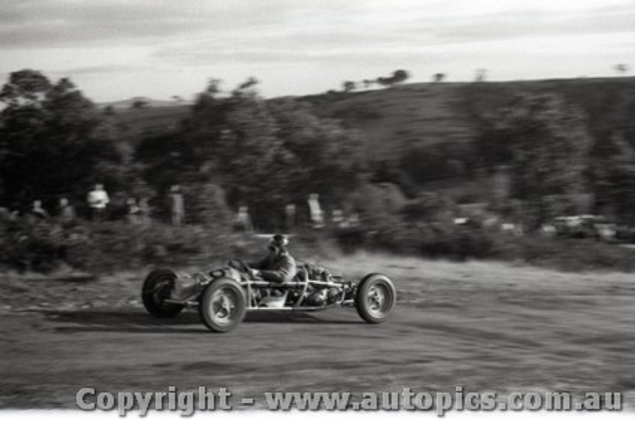 Rob Roy HillClimb 1959 - Photographer Peter D'Abbs - Code 599135