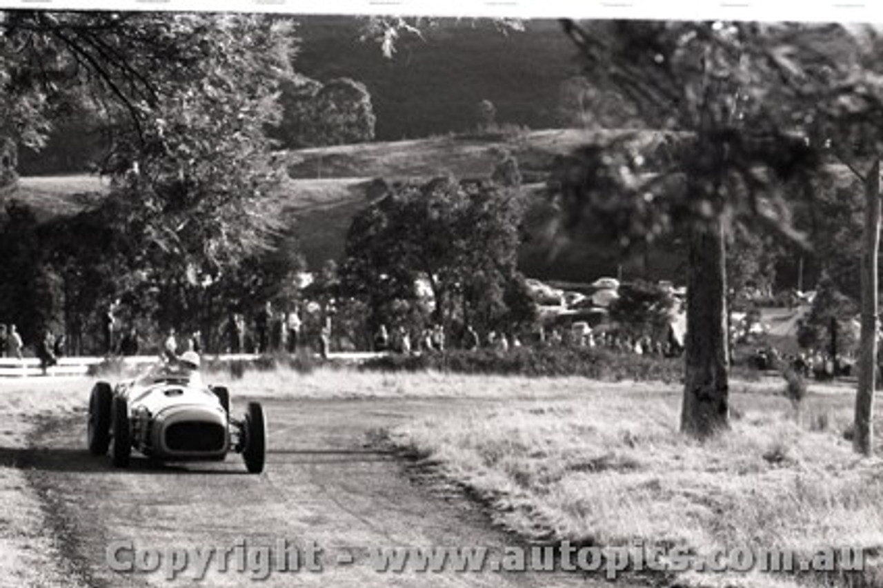 Rob Roy HillClimb 1959 - Photographer Peter D'Abbs - Code 599149