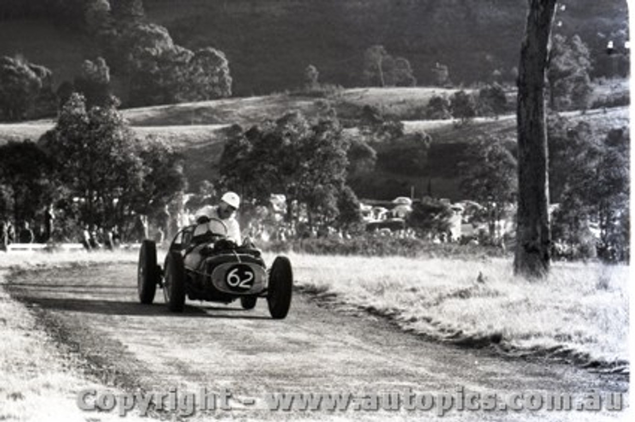 Rob Roy HillClimb 1959 - Photographer Peter D'Abbs - Code 599159