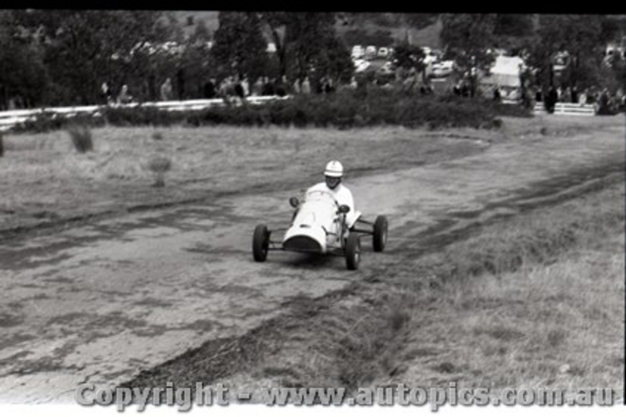 Rob Roy HillClimb 1959 - Photographer Peter D'Abbs - Code 599166