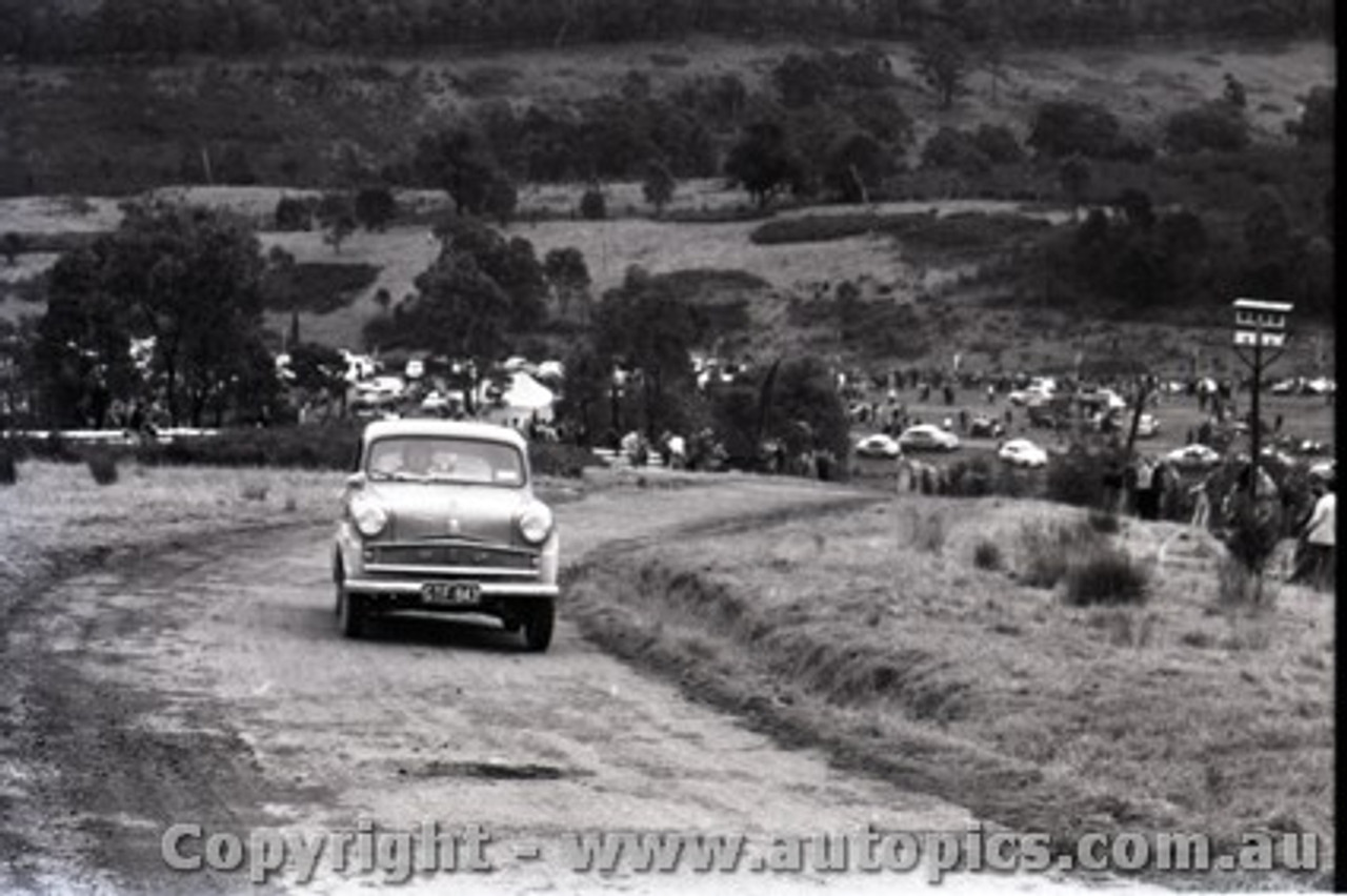 Rob Roy HillClimb 1959 - Photographer Peter D'Abbs - Code 599186