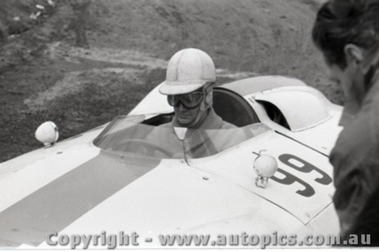 Rob Roy HillClimb 1959 - Photographer Peter D'Abbs - Code 599212