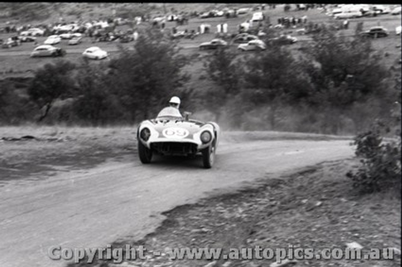 Rob Roy HillClimb 1959 - Photographer Peter D'Abbs - Code 599223