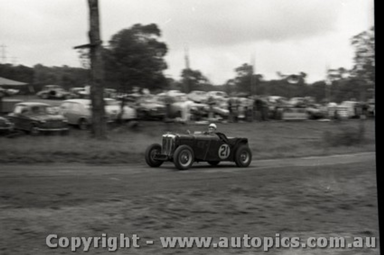 Templestowe HillClimb 1959 - Photographer Peter D'Abbs - Code 599243