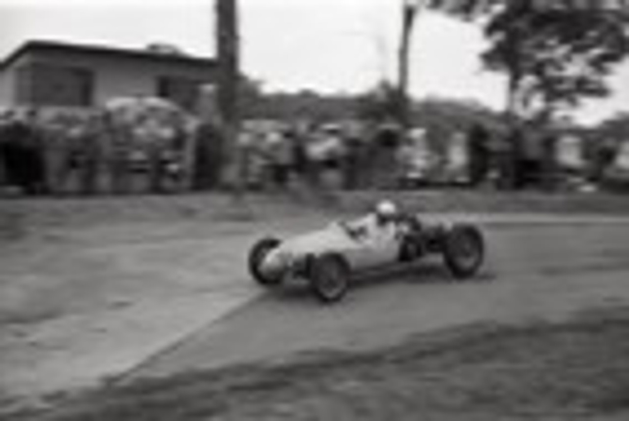 Templestowe HillClimb 1959 - Photographer Peter D'Abbs - Code 599311