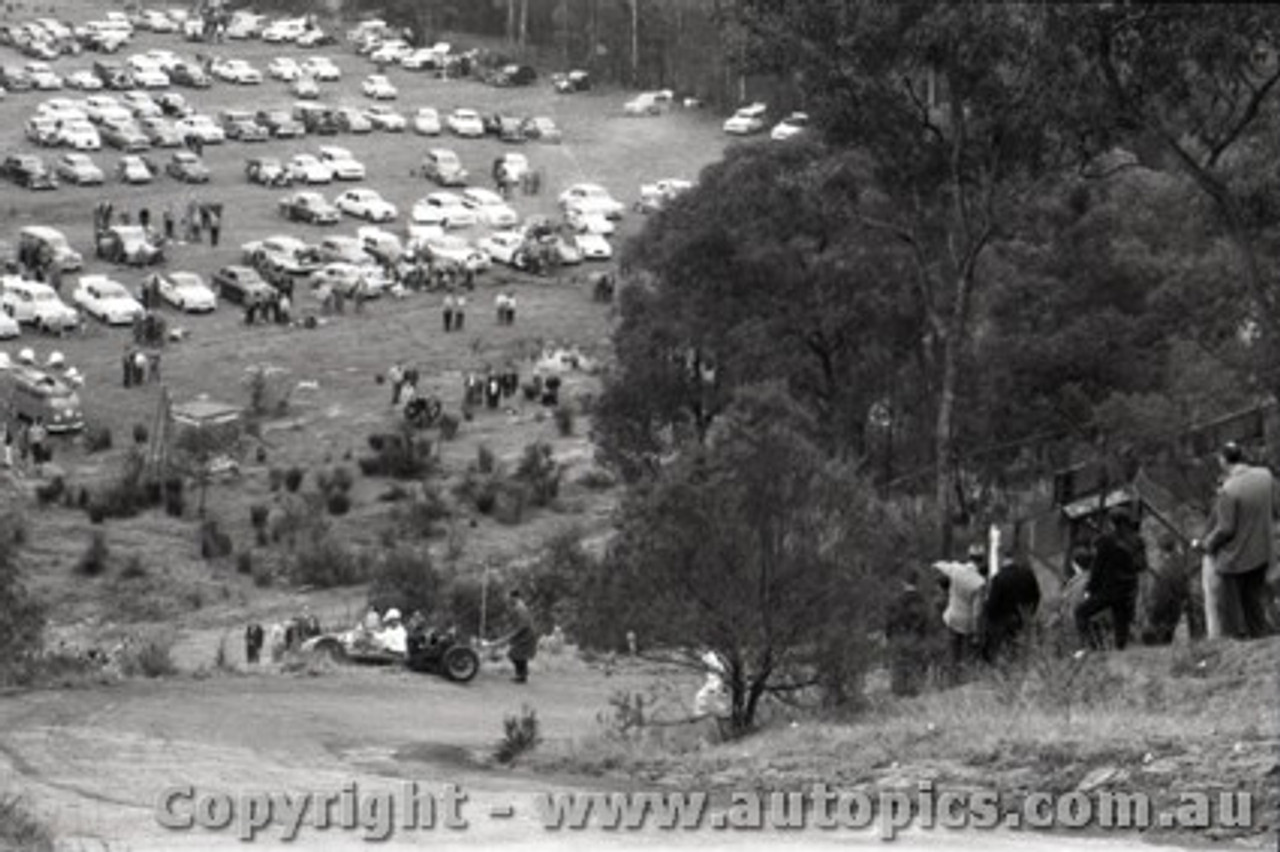 Templestowe HillClimb 1959 - Photographer Peter D'Abbs - Code 599338