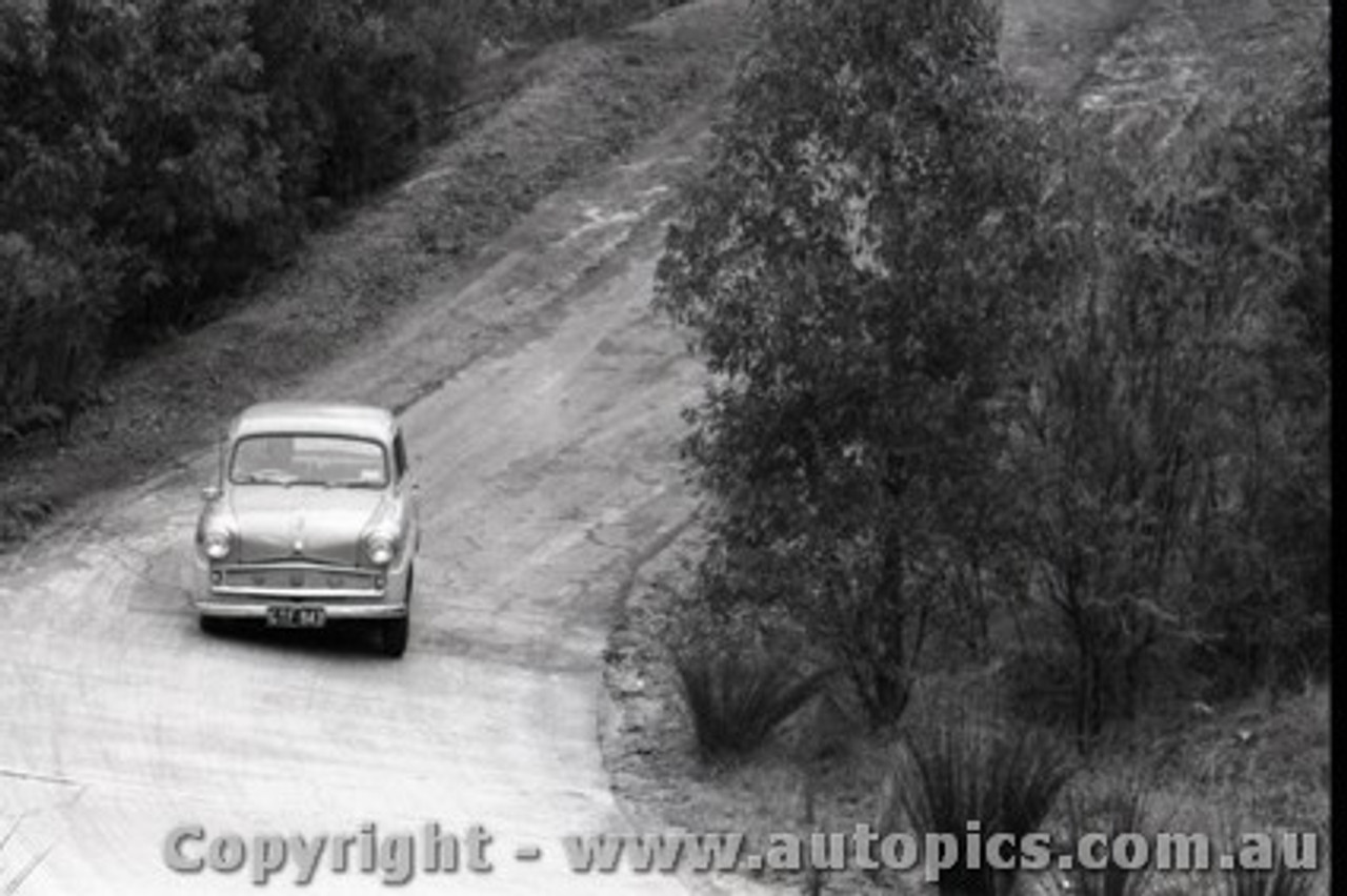 Templestowe HillClimb 1959 - Photographer Peter D'Abbs - Code 599354