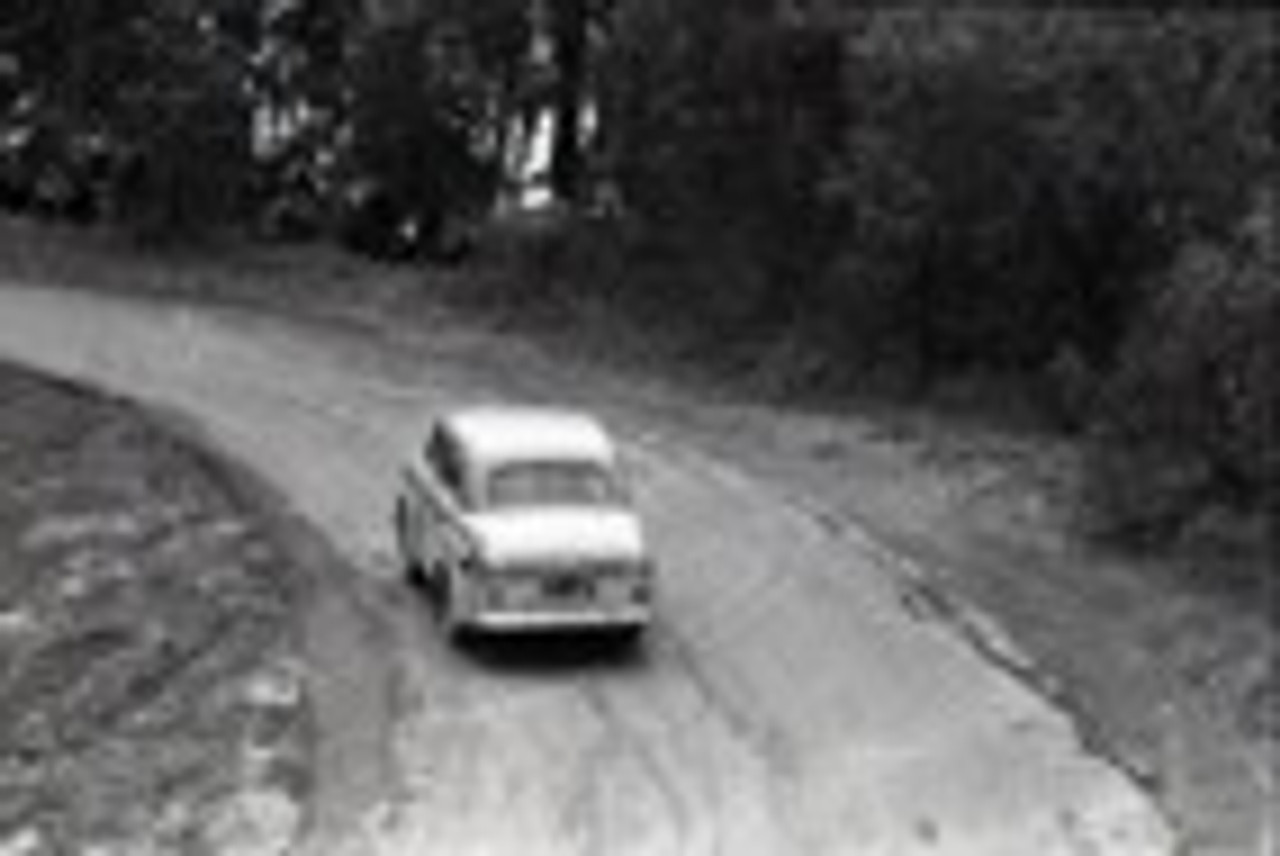 Templestowe HillClimb 1959 - Photographer Peter D'Abbs - Code 599355