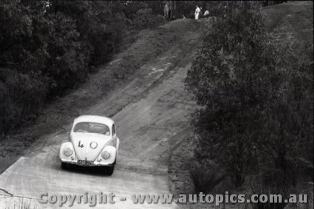 Templestowe HillClimb 1959 - Photographer Peter D'Abbs - Code 599356