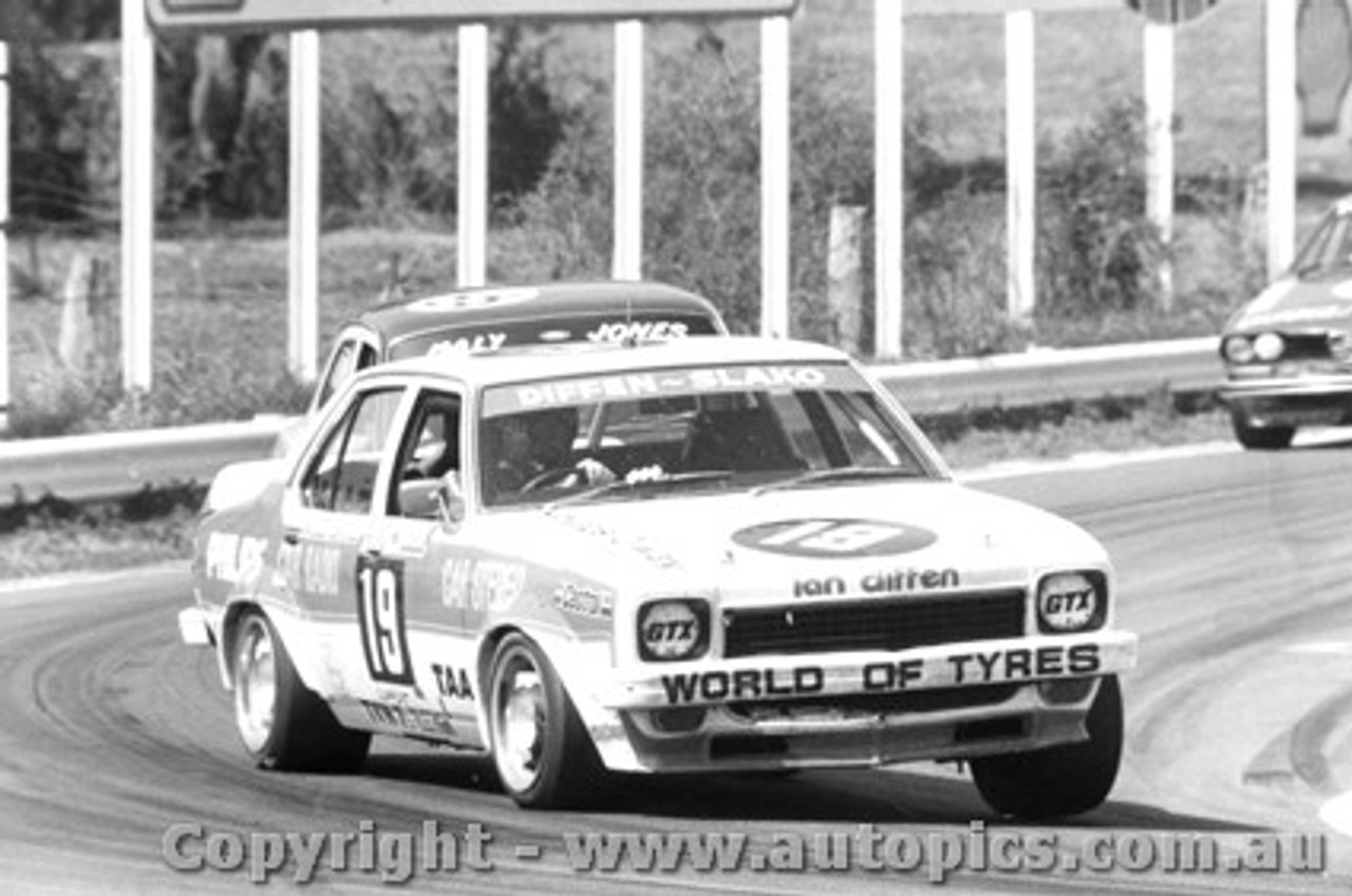 77720 - Diffen / Slako - Torana SLR 5000 - Bathurst 1977