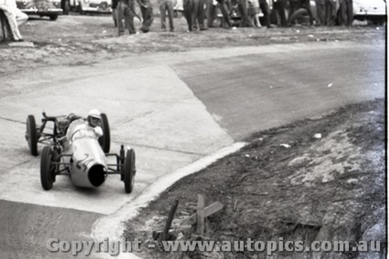 Templestowe HillClimb 1959 - Photographer Peter D'Abbs - Code 599393