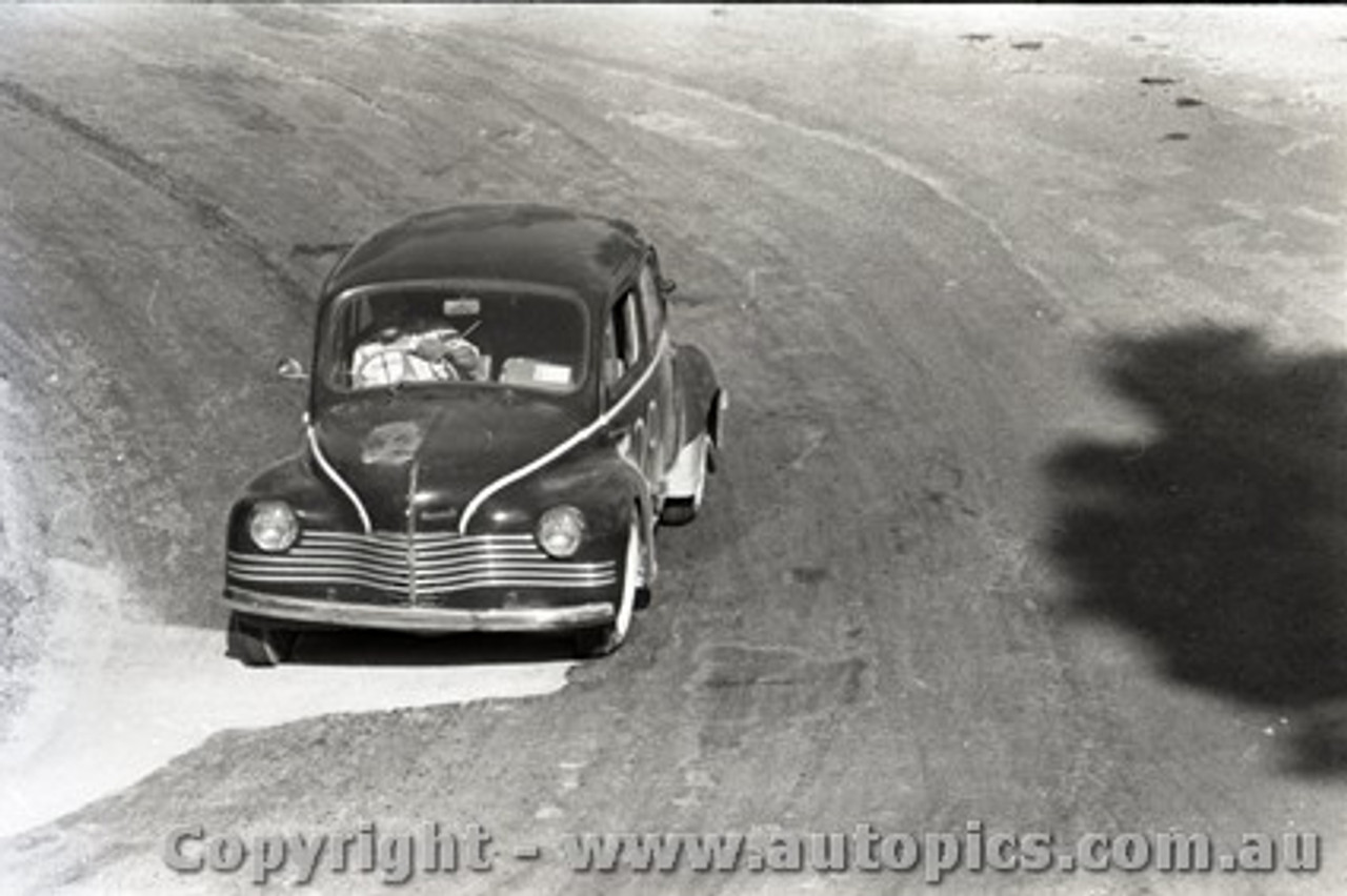 Templestowe HillClimb 1959 - Photographer Peter D'Abbs - Code 599436