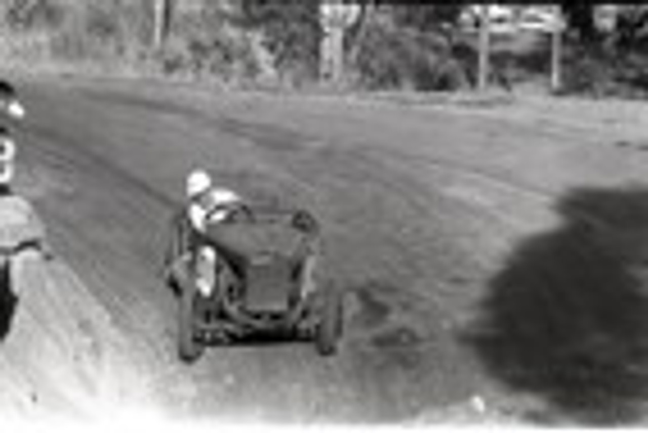 Templestowe HillClimb 1959 - Photographer Peter D'Abbs - Code 599445