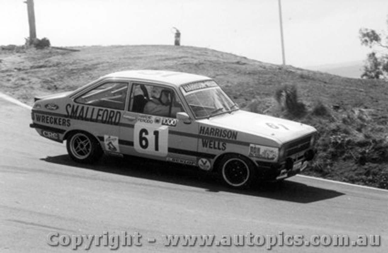 80714 - Harrison / Wells - Bathurst 1980 - Ford Escort