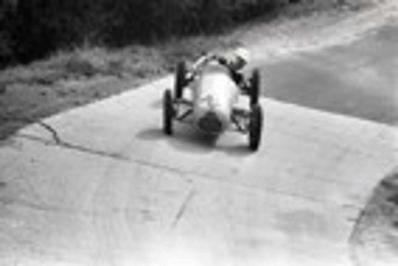 Templestowe HillClimb 1959 - Photographer Peter D'Abbs - Code 599472