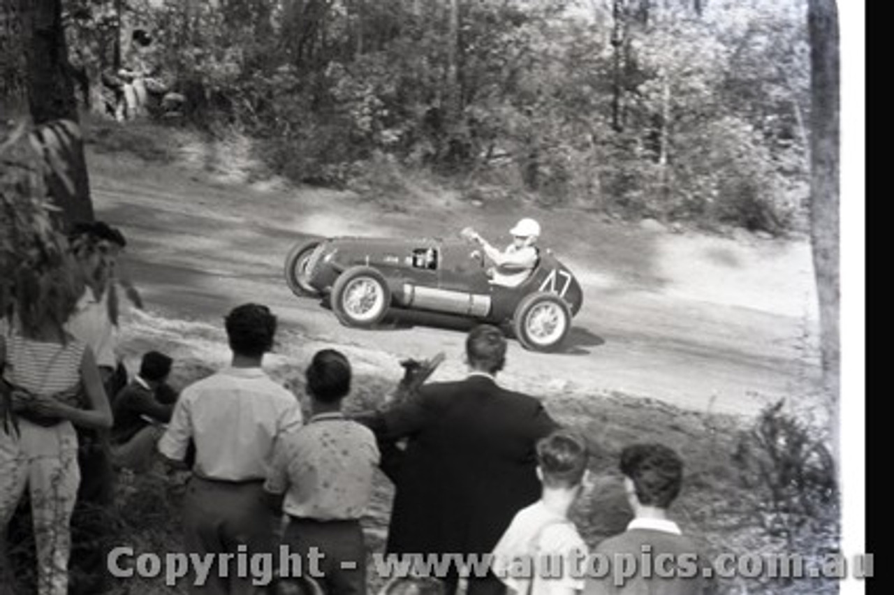 Templestowe HillClimb 1959 - Photographer Peter D'Abbs - Code 599476