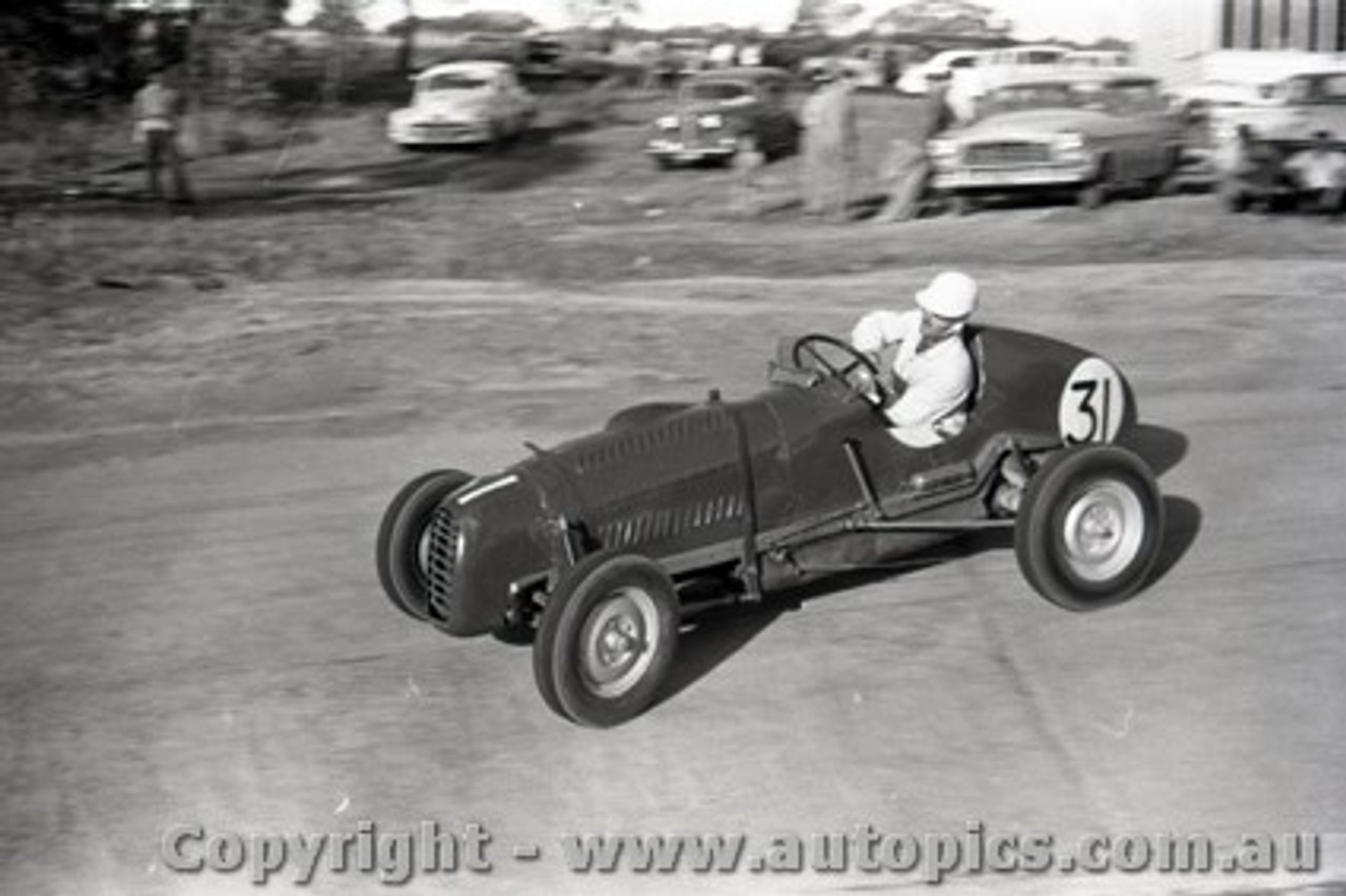 Templestowe HillClimb 1959 - Photographer Peter D'Abbs - Code 599480