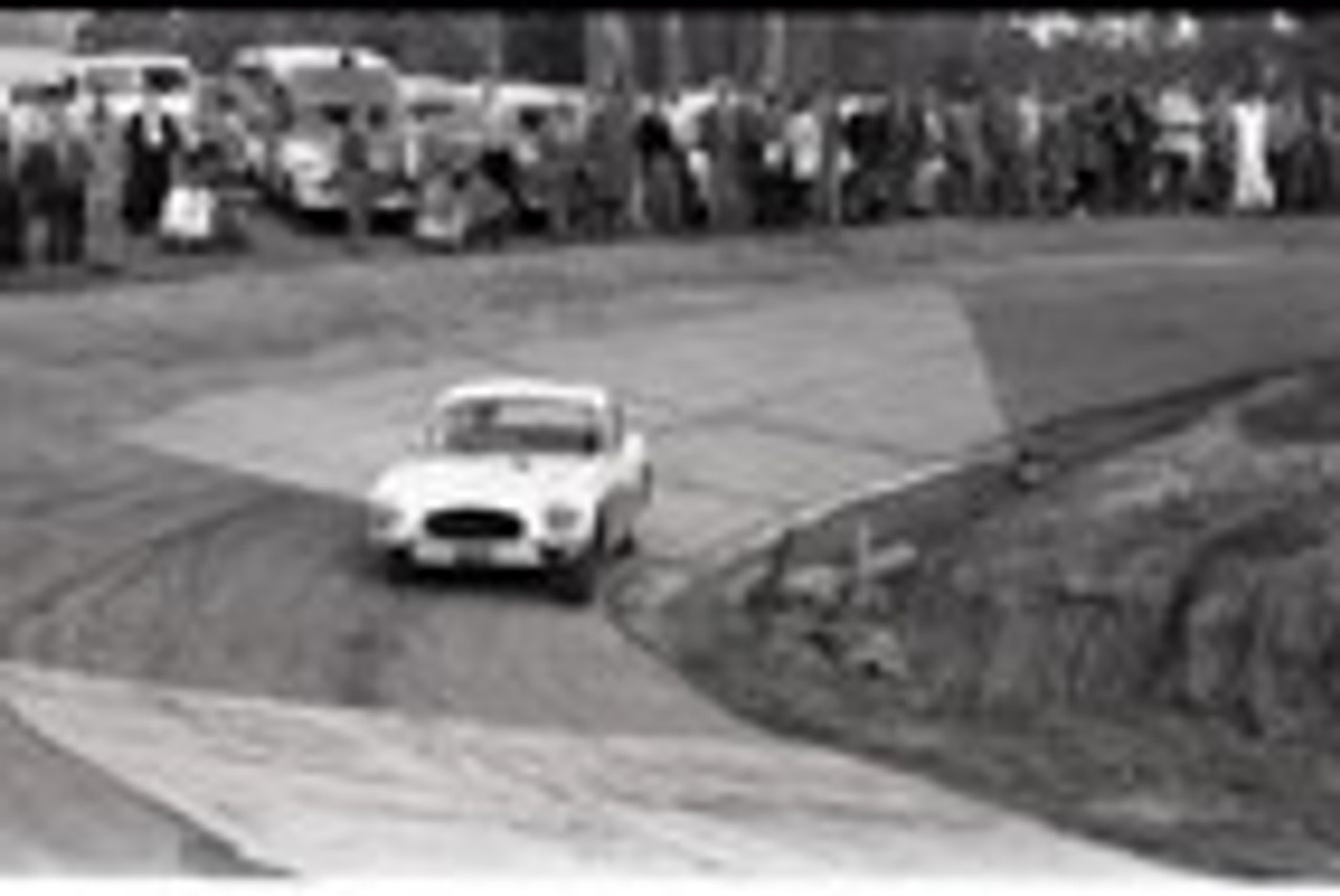 Templestowe HillClimb 1959 - Photographer Peter D'Abbs - Code 599489