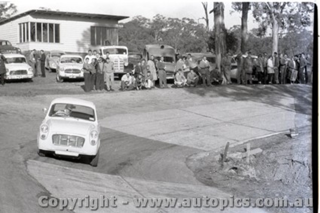 Templestowe HillClimb 1959 - Photographer Peter D'Abbs - Code 599508