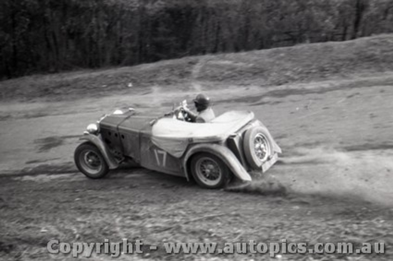 Templestowe HillClimb 1959 - Photographer Peter D'Abbs - Code 599516