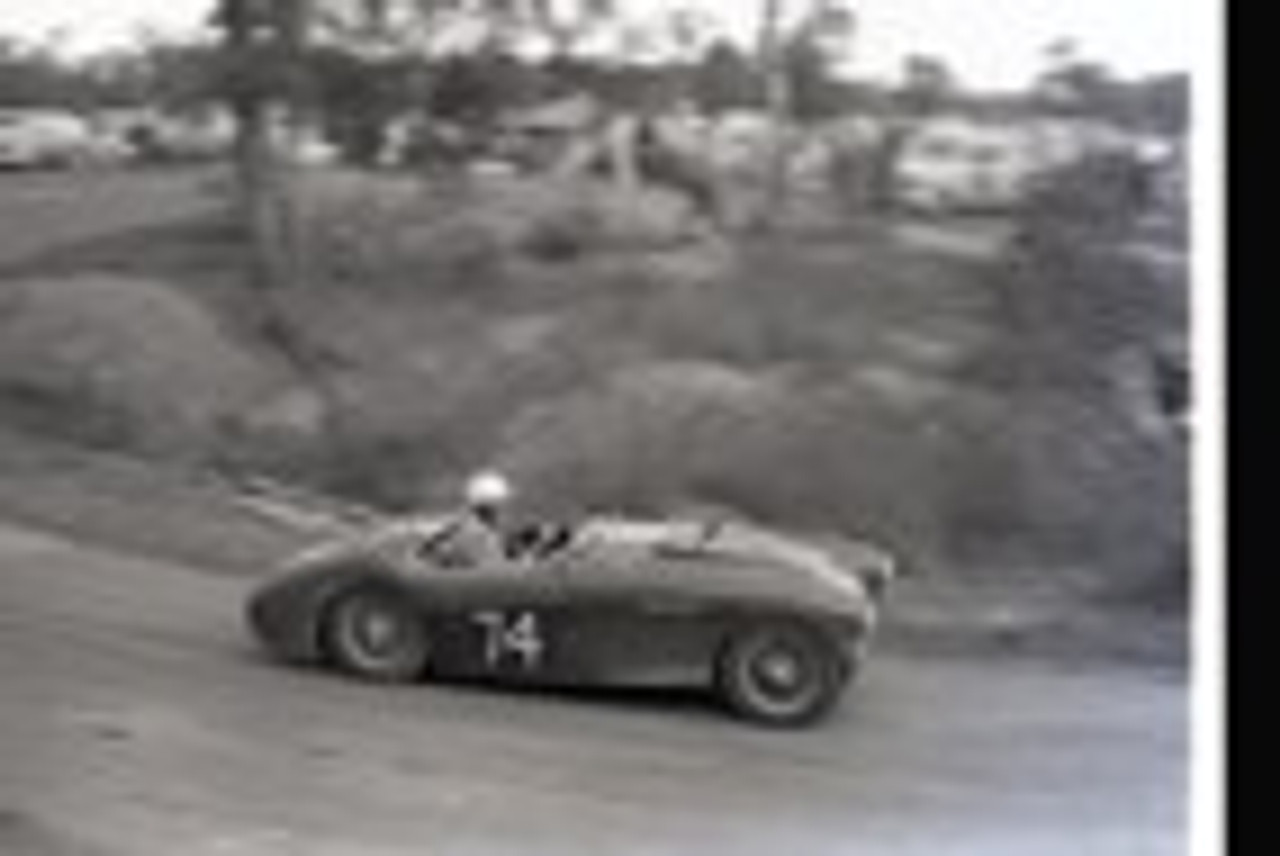 Templestowe HillClimb 1959 - Photographer Peter D'Abbs - Code 599520