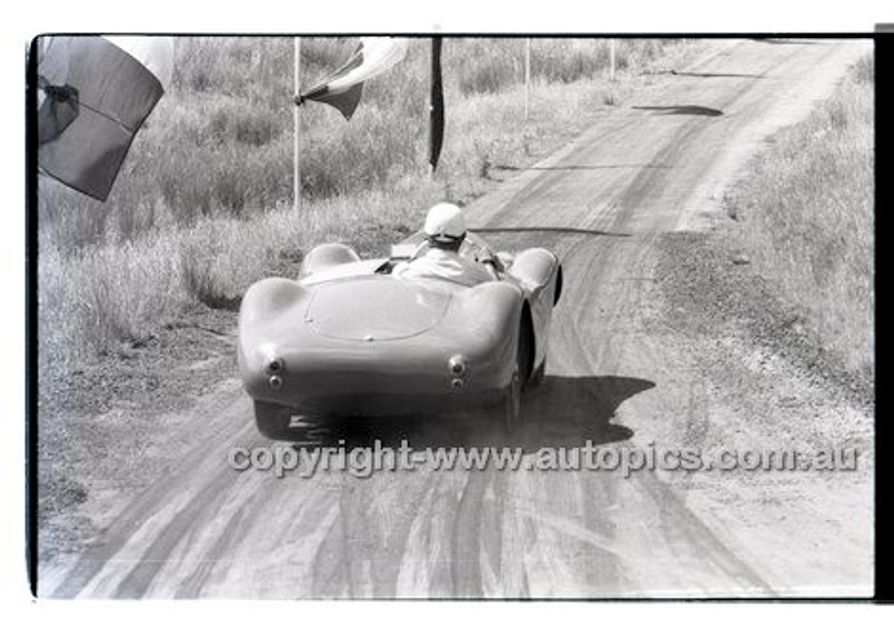 Rob Roy HillClimb 2nd February 1958 - Photographer Peter D'Abbs - Code RR1658-085