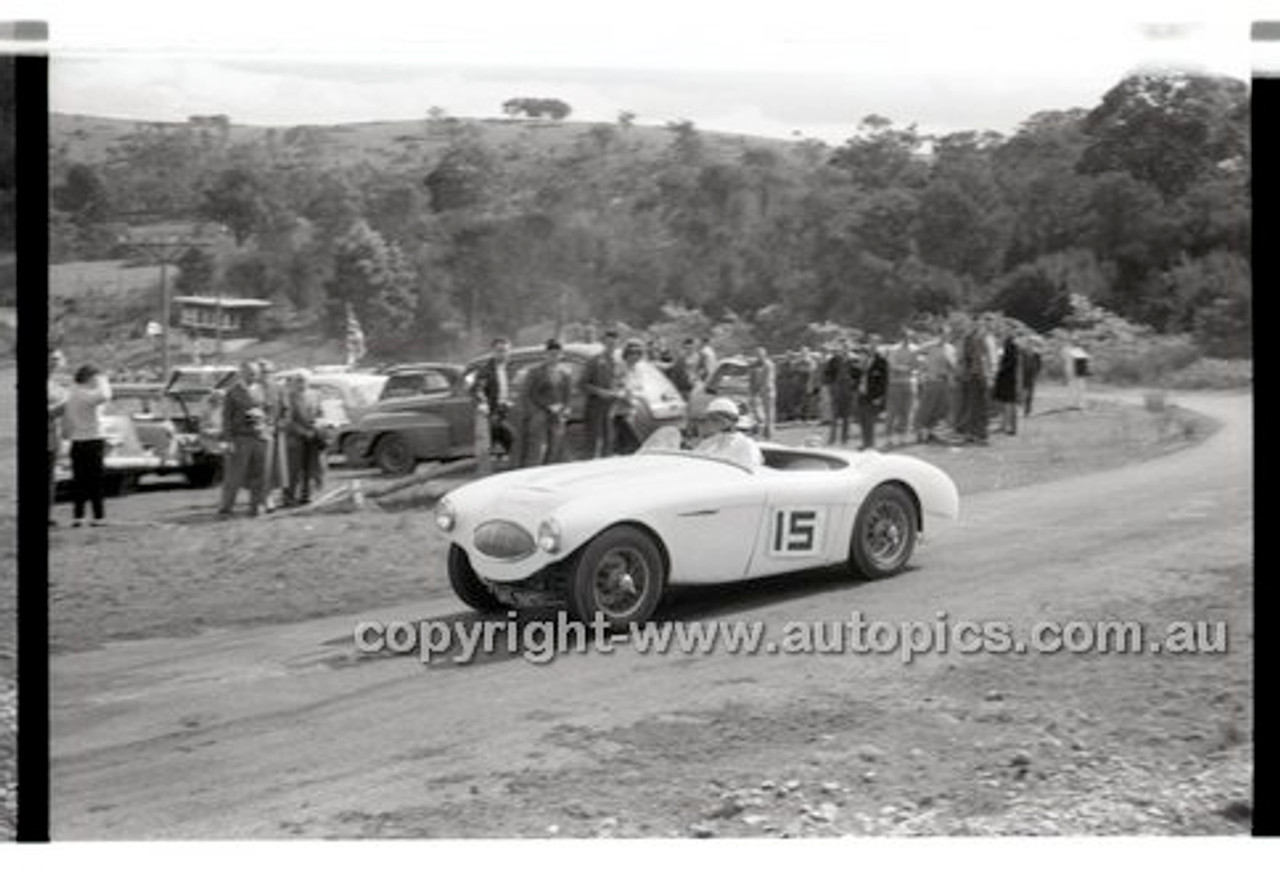 Rob Roy HillClimb 28th September 1958 - Photographer Peter D'Abbs - Code RR1658-244