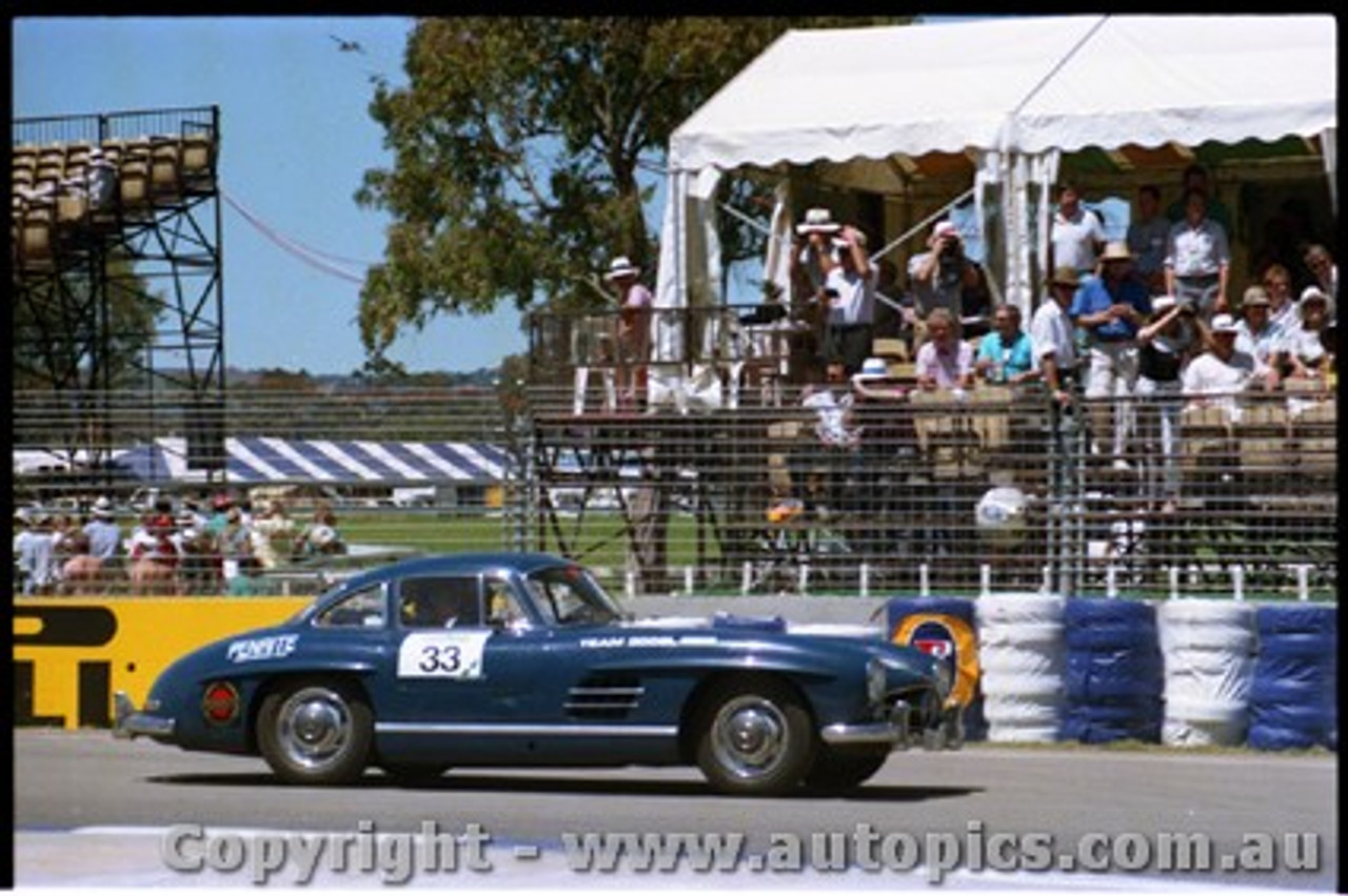 Adelaide Grand Prix Meeting 5th November 1989 - Photographer Lance J Ruting - Code AD51189-239