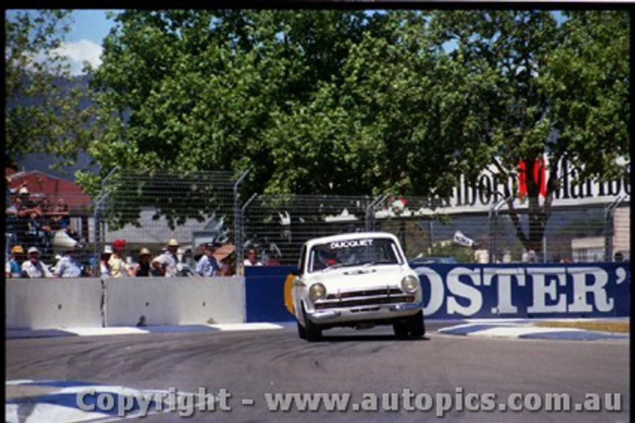 Adelaide Grand Prix Meeting 5th November 1989 - Photographer Lance J Ruting - Code AD51189-299