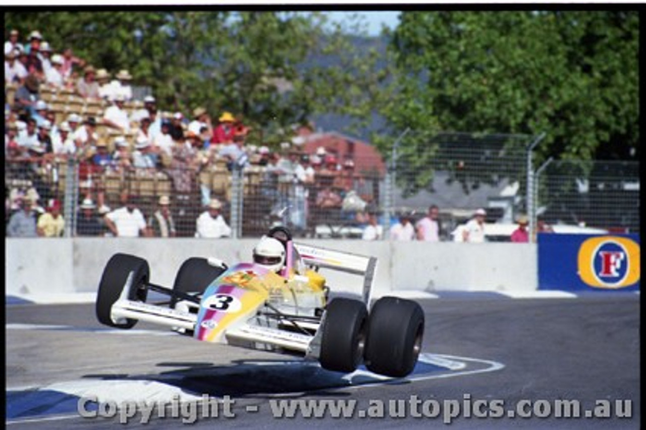 Adelaide Grand Prix Meeting 5th November 1989 - Photographer Lance J Ruting - Code AD51189-334