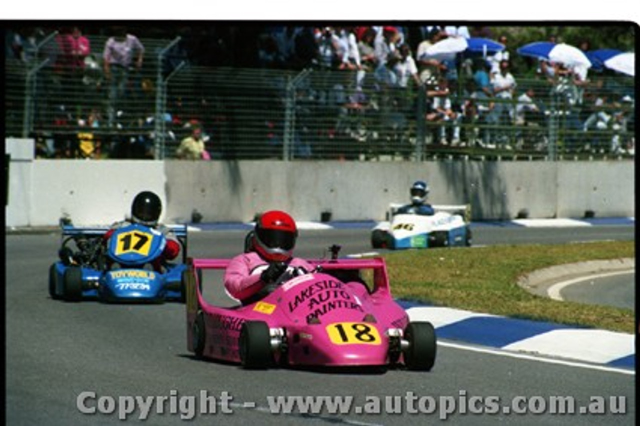 Adelaide Grand Prix Meeting 5th November 1989 - Photographer Lance J Ruting - Code AD51189-427