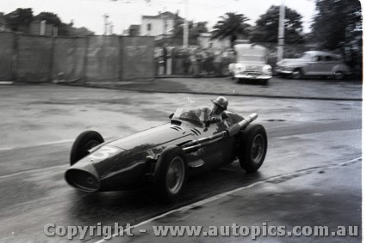 Melbourne Grand Prix, 30th November 1958,  Albert Park - Photographer Peter D'Abbs - Code AP58-170