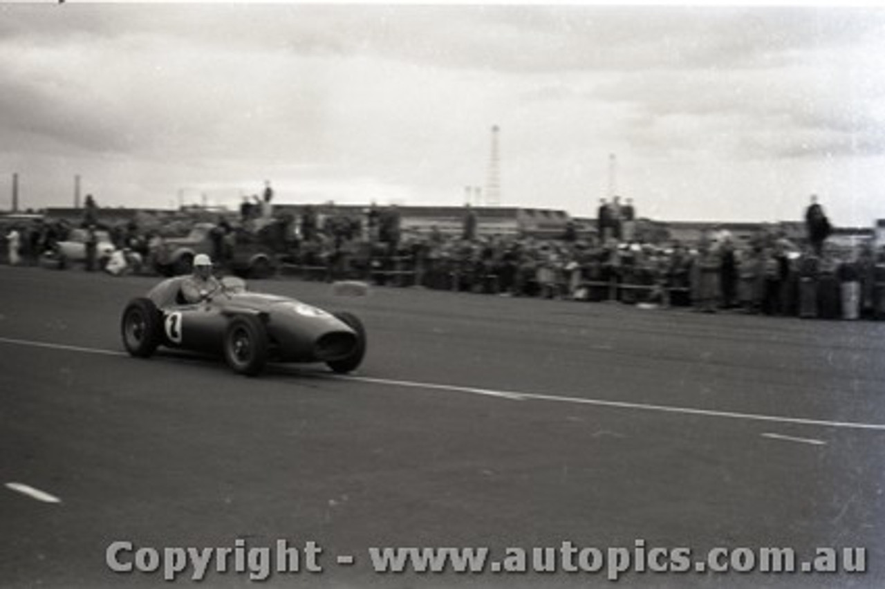 All of 1958 Fishermans Bend - Photographer Peter D'Abbs - Code FB1958-30